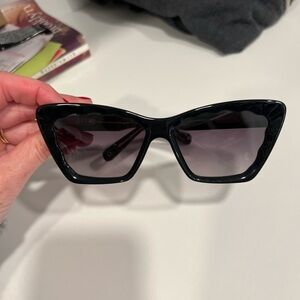 Krewe Brigitte Sunglasses - Barely Worn